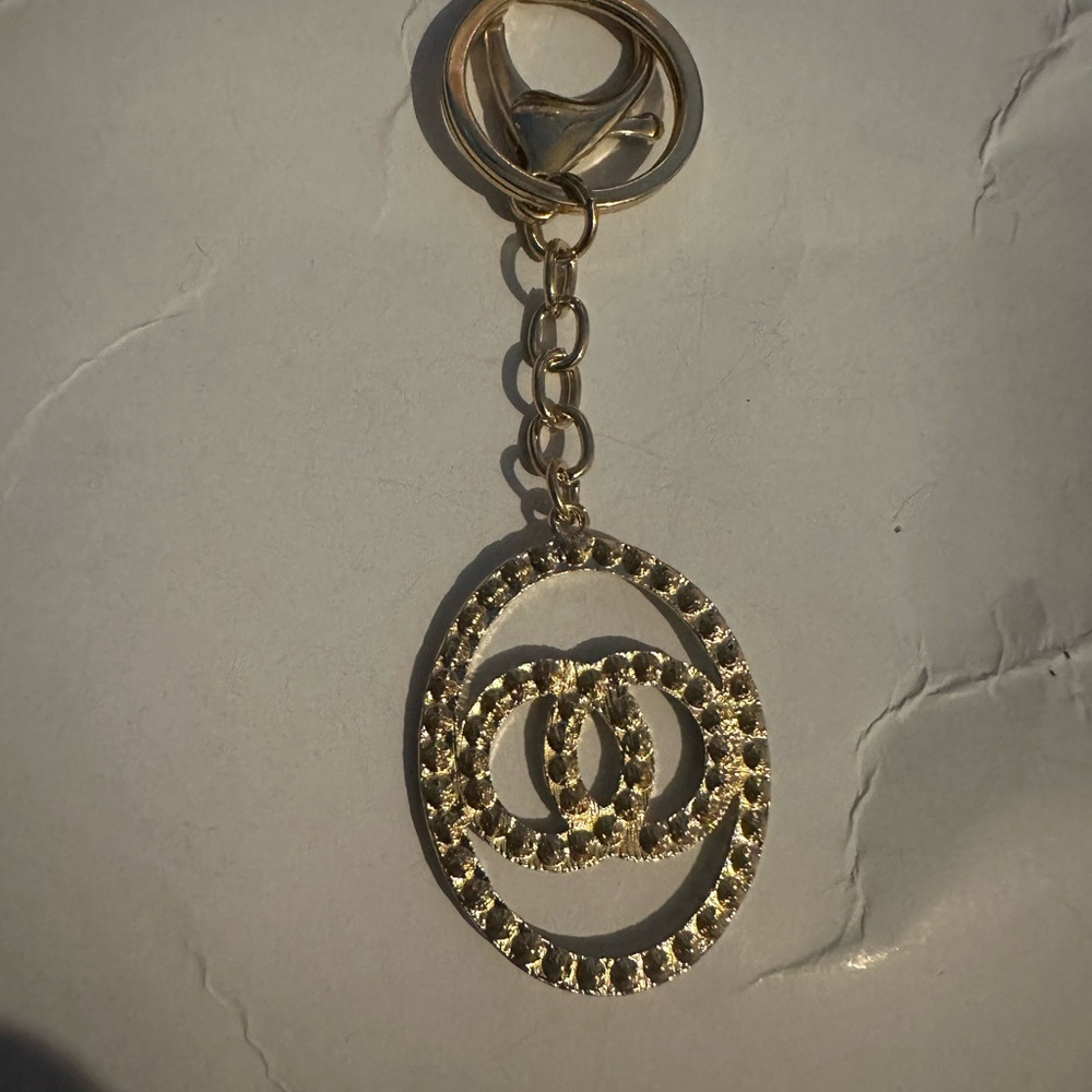 Stunning Crystal Bagcharm/Keychain Gold Tone - Picture 2 of 2